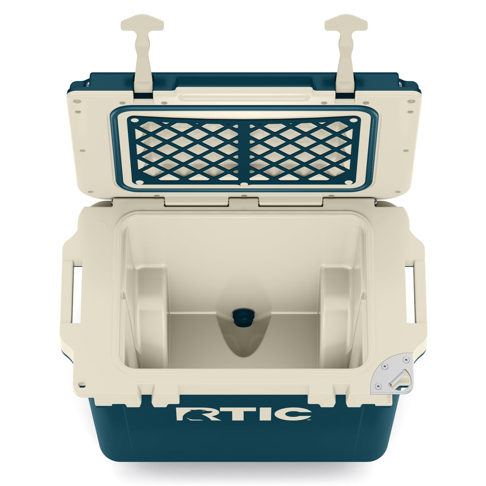 RTIC Ultra-Tough RTIC Ultra-Tough 22 QT Ultra-Light Wheeled Cooler - Marine/Canvas - Image 5