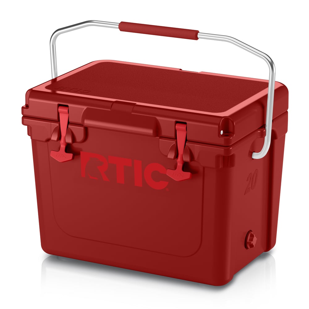 RTIC Ultra-Tough RTIC Ultra-Tough 20 QT Ultra-Tough Cooler - Black Cherry