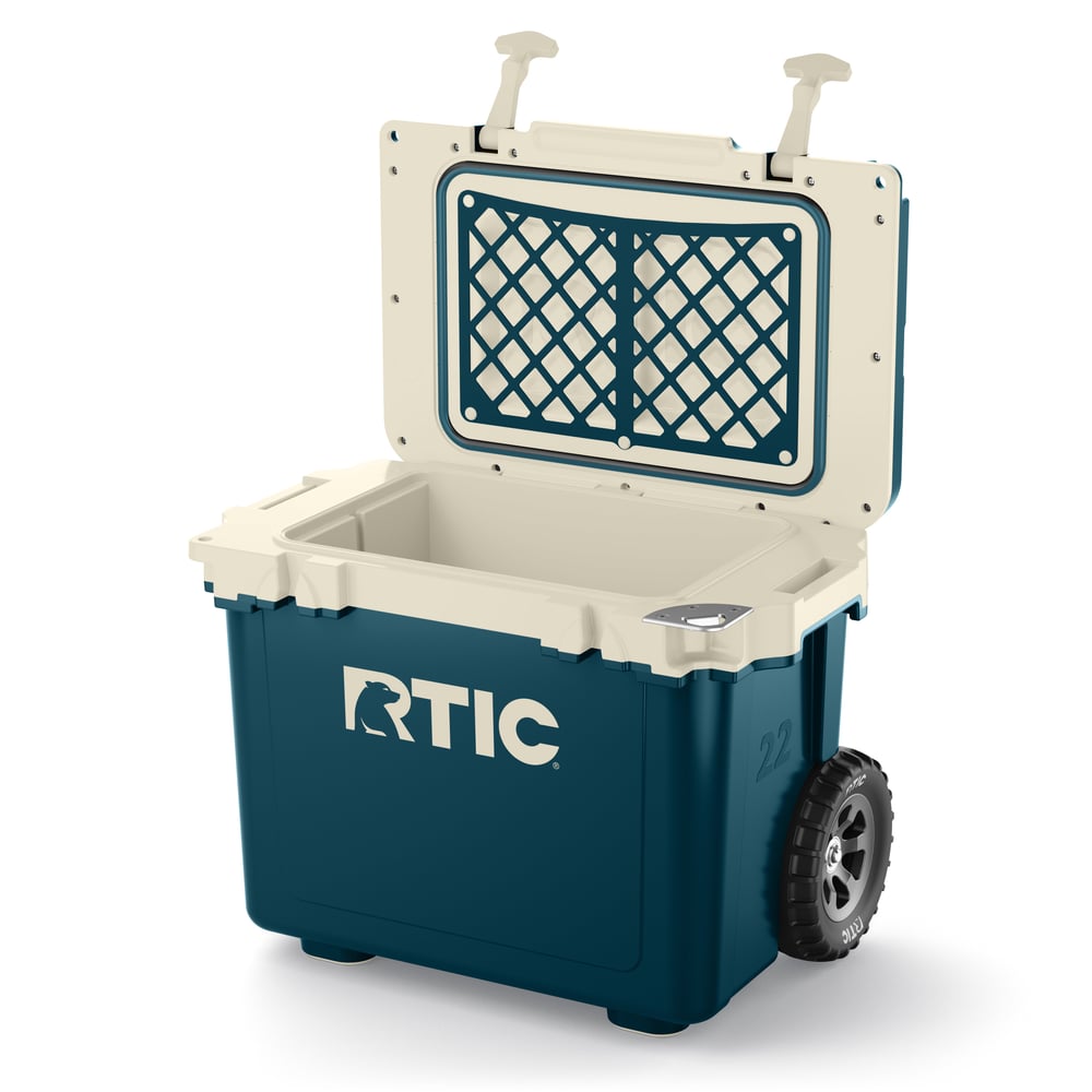 RTIC Ultra-Tough RTIC Ultra-Tough 22 QT Ultra-Light Wheeled Cooler - Marine/Canvas - Image 3