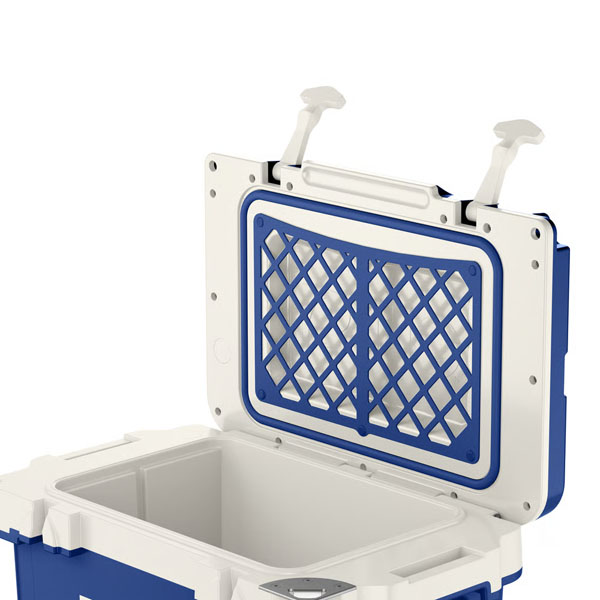 RTIC Ultra-Tough RTIC Ultra-Tough 22 QT Ultra-Light Wheeled Cooler - Cobalt & White - Image 8